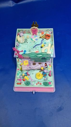 2  Vintage Polly Pocket Bundle