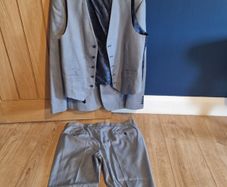 Mens suit