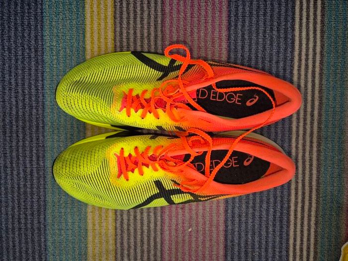 Asics meta spped edge size 8.5uk