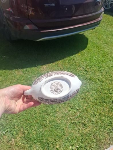 Vintage iron stone gravy bowl postage possible