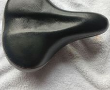 Saddle "Gel comfort", very good condition.