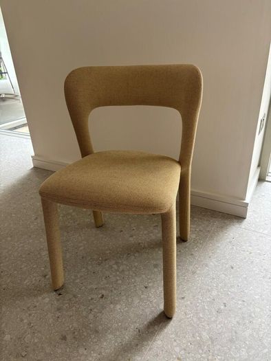 6x yellow/light mustard dining chairs