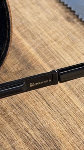 Brand New RayBan RB8225 Polarised Titanium Aviators Mint