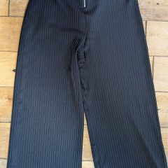 Girls clothes age 10-14 and XS/M