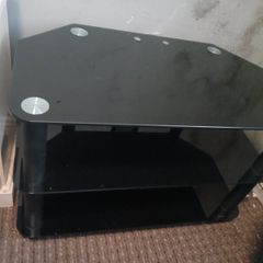 Glass shelf