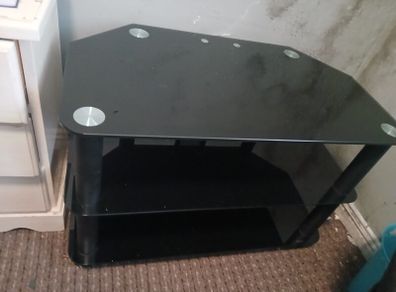 Glass shelf