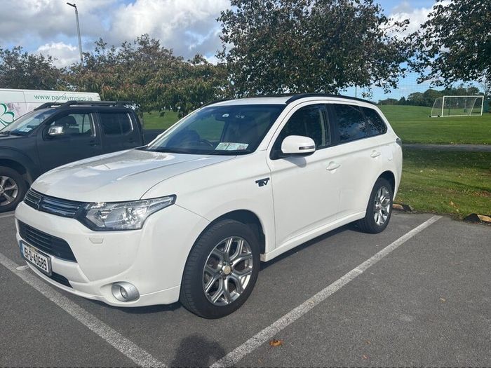 Mitsubishi Outlander 2015