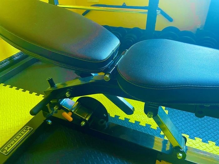 Powertec FID weight bench