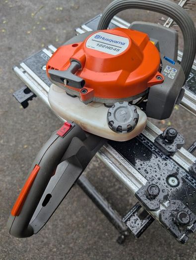 Hedge Cutter Husqvarna 122HD45