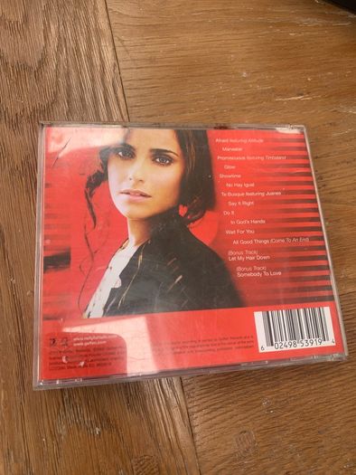 Nelly Furtado Loose