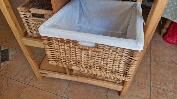 Baby changing table