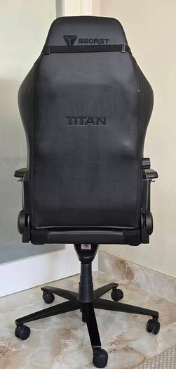 Secret Lab Titan Gaming Chair