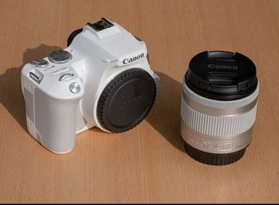 Canon EOS 250D White Edition - Like New, Boxed, Extra Battery