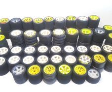 1/8 Serpent 950-R On Road Racing R/C Tyres & Wheels