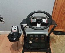 Logitech G27 Car simulator (PS3, PC compatible)  free delivery in Cork, mint condition