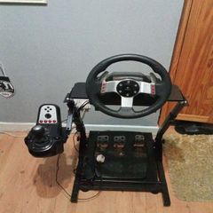 Logitech G27 Car simulator (PS3, PC compatible)  free delivery in Cork, mint condition
