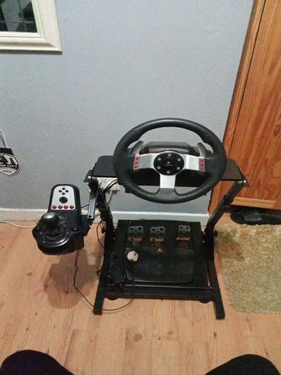 Logitech G27 Car simulator (PS3, PC compatible)  free delivery in Cork, mint condition