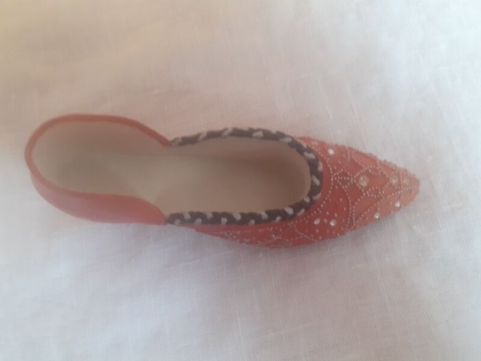Vintage 1999 Coral Rhinestone 1920s  Shoe.