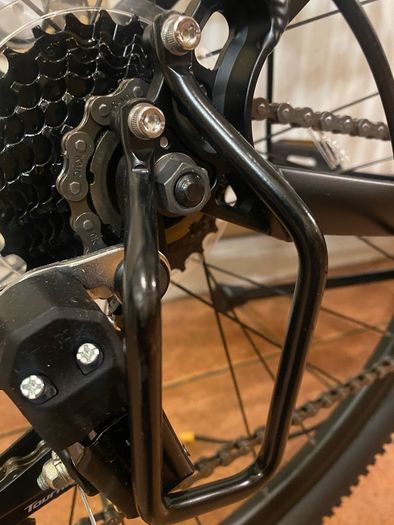 Brand-new Black Bicycle Rear Derailleur Hanger Chain Gear Guard Protector Cover Mountain Bike Cycling Transmission Protection Iron Frame