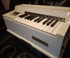 Rare 1950's Electric Chord Organ