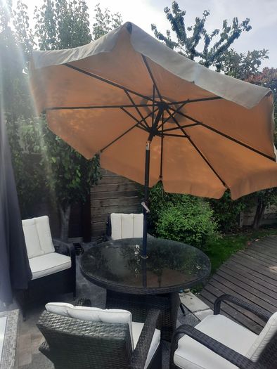 Garden Furniture Set  Excellent Condition