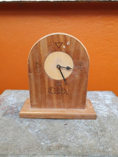 hand man clock gaa