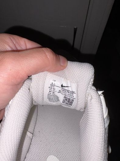 Ladies Nike V5 trainers