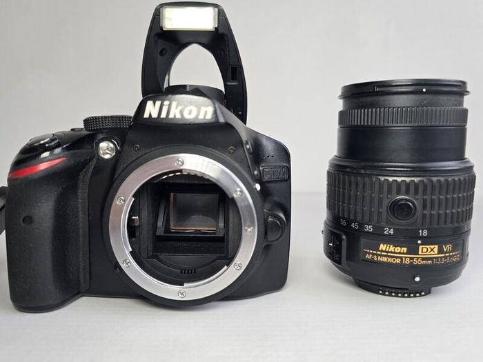 Nikon D3200 +18-55mm