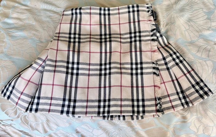 Real Vintage Burberry Tartan Skirt Size UK6 (XS)