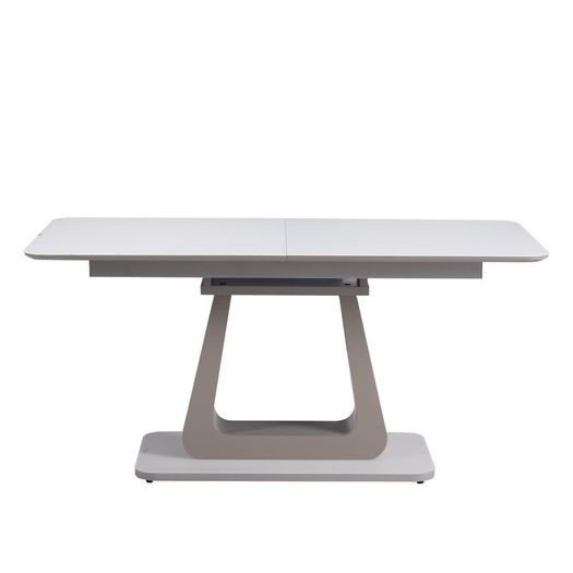 Extendable Dining table with six chairs on sale !