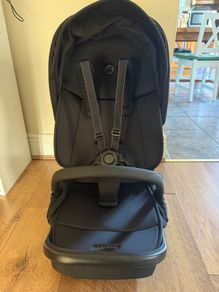 Maxi Cosi Oxford Stroller Seat Excellent Condition!!