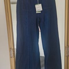 Stunning halara jeans soft and stretchy