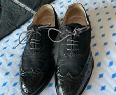 Chanel 100% calfskin leather brogues oxfords unisex wingtip size 4.5