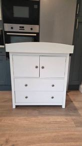 Convertible Baby Changing Unit / Dresser