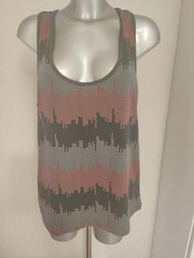 Crivit sports top size UK16/18 EU44/46 Perfect condition Postage included