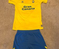 Las Palmas FOOTBALL KIT 2023/24 jersey and shorts