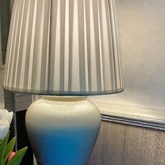 Tall and elegant Kirkwood lamp