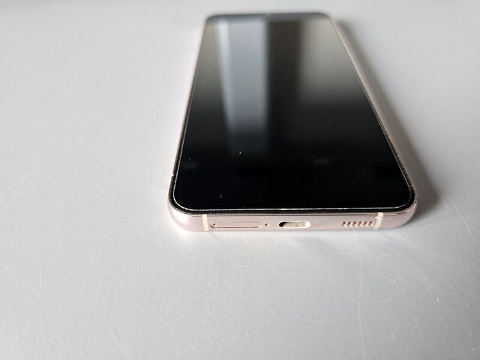 Samsung S22+ 256gb, 2 sim, Pink Gold, Mint Condition