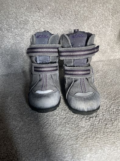 ECCO  baby boots. Size 22.