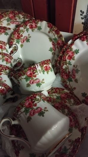 19piece Royal Stratford Olde County Garden