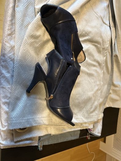 ladies shoe