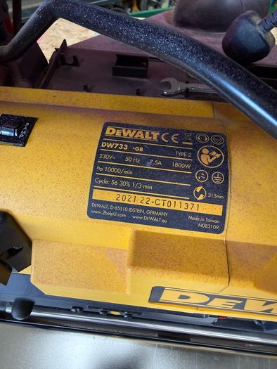 Dewalt DW733