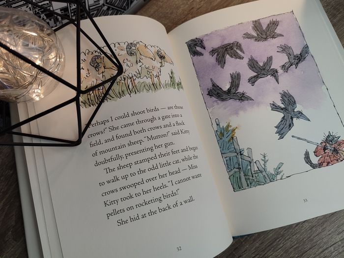 The Tale of Kitty-in-Boots ! by Beatrix Potter ! Hardcover ! WIth Audiobook ! CD ! 2016 ! by Warne !