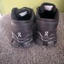 On cloud runners trainers black size 2.5 Image 4