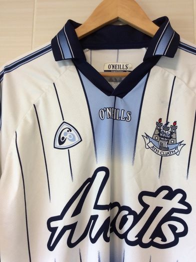 Dublin Jersey. Season 2004/2006. Official Oneills Dublin GAA Goalkeepers Jersey. Authentic Original From 2004. Not A Modern Day Remake.