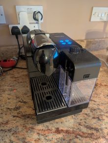 De'Longhi Lattissima+ Nespresso Machine
