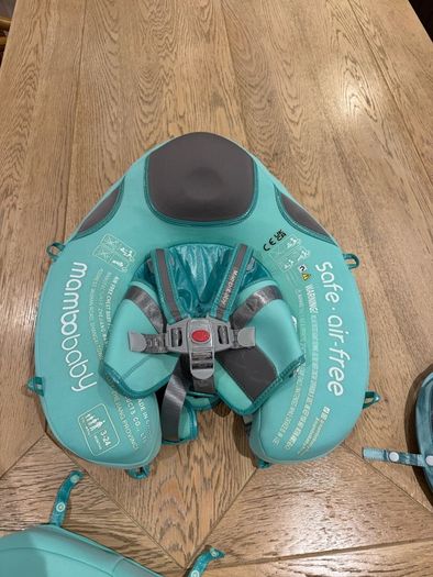 Mambobaby flotation with 5 point harness