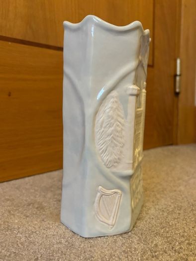 Vintage Cyril Cullen Farney Castle Irish Parian Porcelain Vase (No. 75)