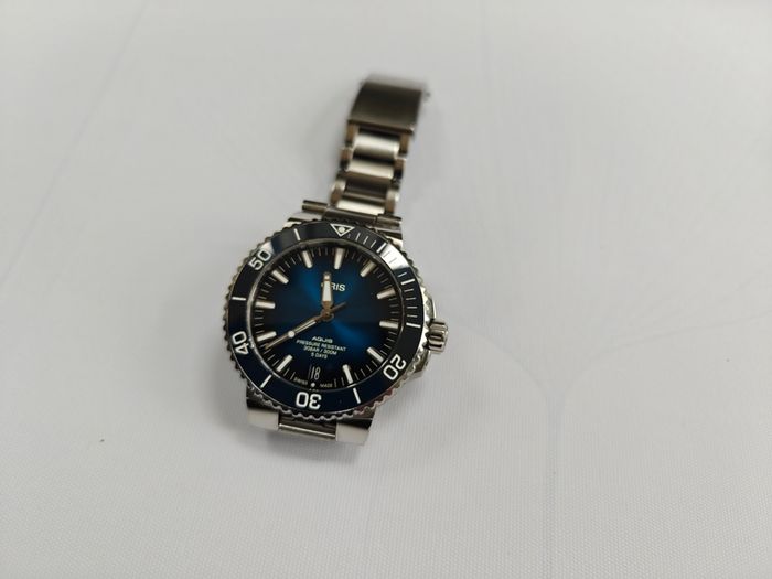 Oris Aquis Calibre 400 Swiss Watch