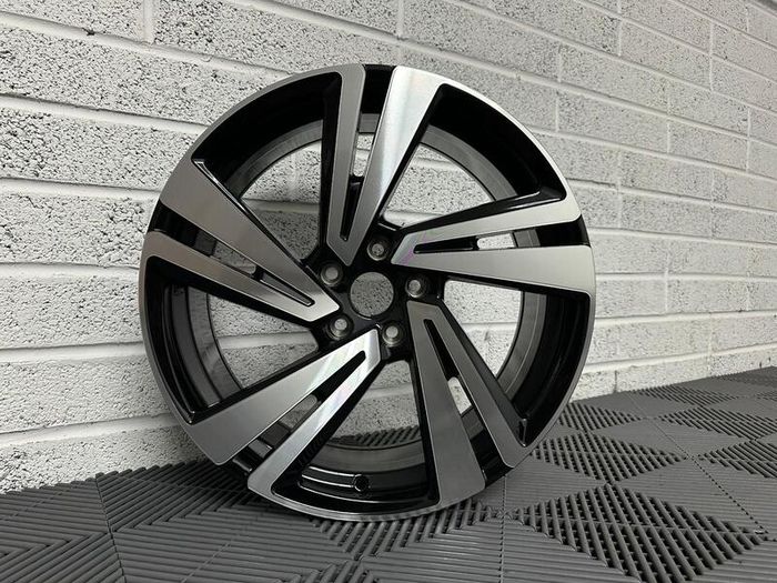 19" Inch Vw Nevada Style Alloy Wheels Golf MK6 MK7 MK8 Audi A3 Q3 Caddy Passat Skoda Octavia 5x112